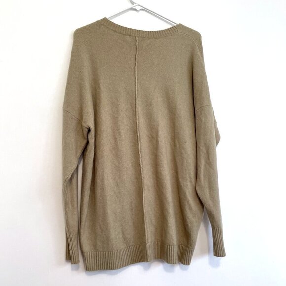 EXPRESS Solid Taupe Tan ? Deep V-Neck Long Sleeve Dolman Sleeve Slouchy Sweater - Picture 10 of 14